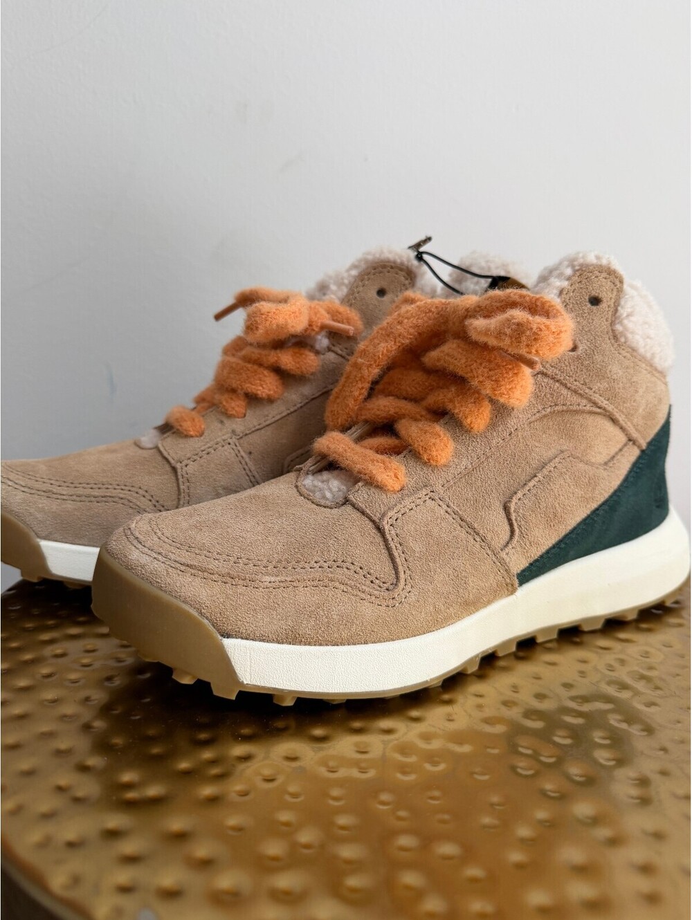 Timberland Women's ReBOTL Suede Hiking Boots Size 8 Retro Swift Sherpa